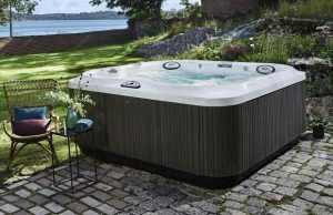 4 Person Spa