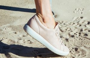 womens wide fit shoes