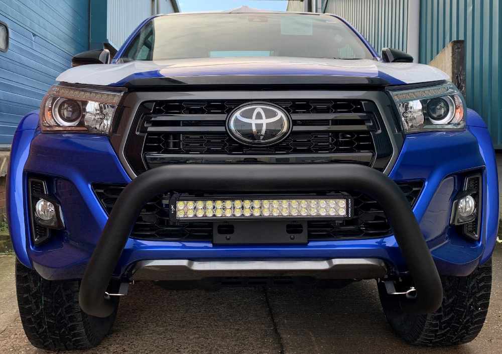 hilux rock sliders