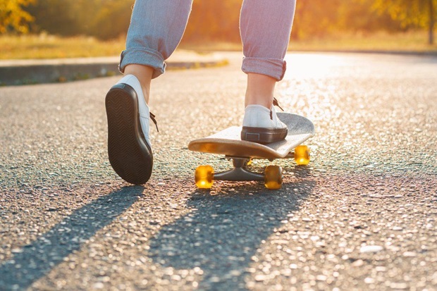 skate riding